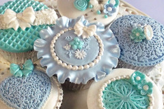 Cupcakes-blue-embossed